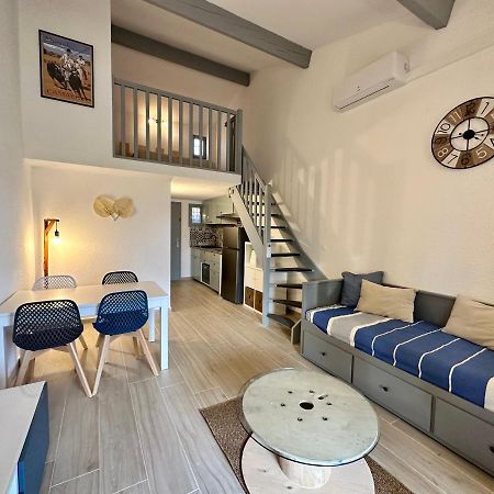 Appartement Duplex 4Pers Climatise - Locations Vld Camargue Saintes-Maries-de-la-Mer Buitenkant foto