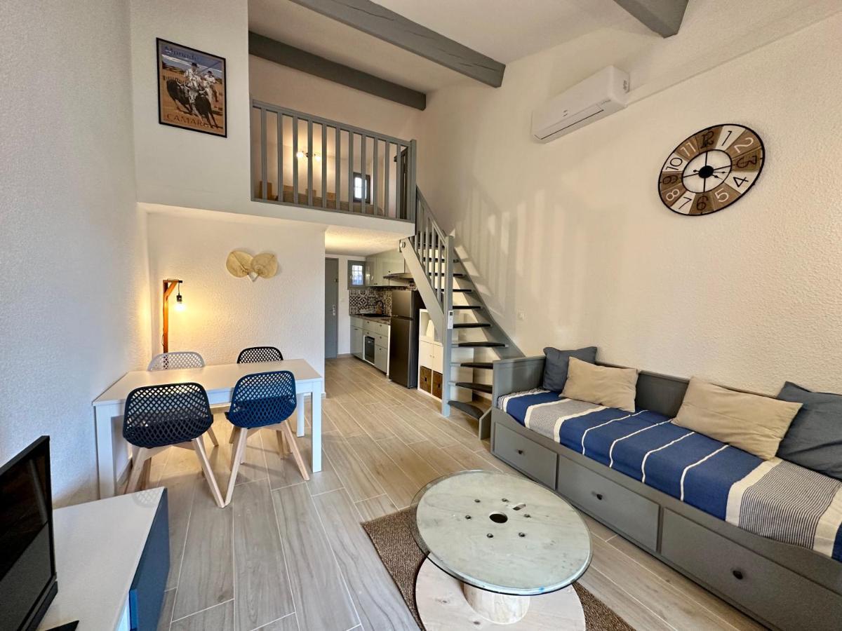 Appartement Duplex 4Pers Climatise - Locations Vld Camargue Saintes-Maries-de-la-Mer Buitenkant foto