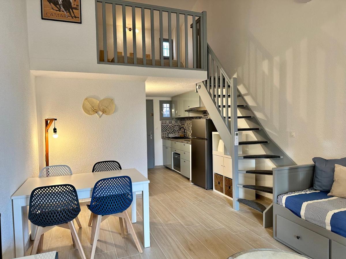 Appartement Duplex 4Pers Climatise - Locations Vld Camargue Saintes-Maries-de-la-Mer Buitenkant foto