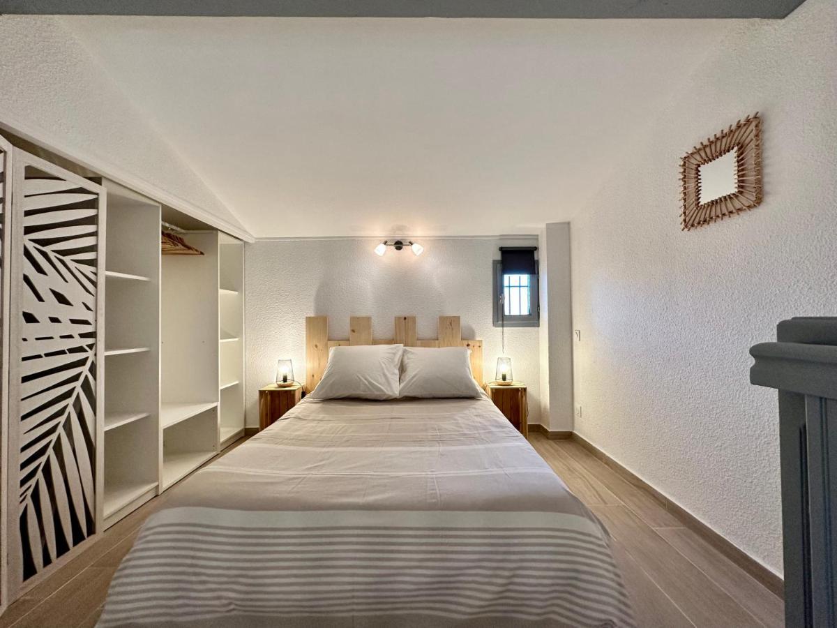 Appartement Duplex 4Pers Climatise - Locations Vld Camargue Saintes-Maries-de-la-Mer Buitenkant foto