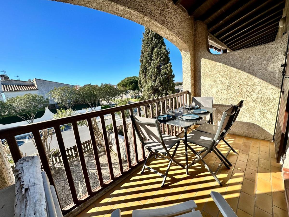 Appartement Duplex 4Pers Climatise - Locations Vld Camargue Saintes-Maries-de-la-Mer Buitenkant foto